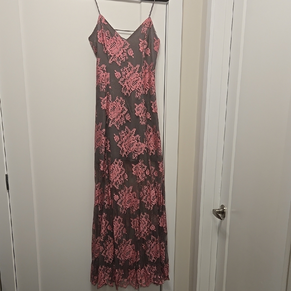 Elegant Pink and Gray Floral Dress
